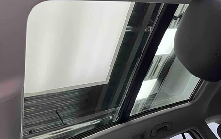 Volkswagen Tiguan II, 2023 год, 3 000 000 рублей, 15 фотография