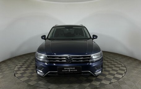 Volkswagen Tiguan II, 2017 год, 2 500 000 рублей, 2 фотография