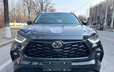 Toyota Highlander, 2024 год, 4 238 529 рублей, 2 фотография