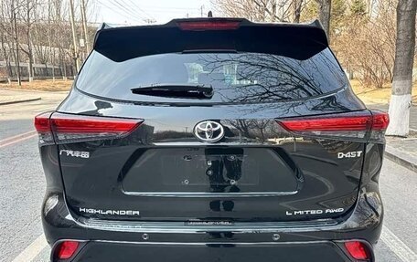 Toyota Highlander, 2024 год, 4 238 529 рублей, 5 фотография