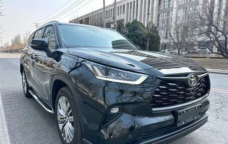 Toyota Highlander, 2024 год, 4 238 529 рублей, 3 фотография