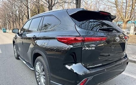 Toyota Highlander, 2024 год, 4 238 529 рублей, 6 фотография