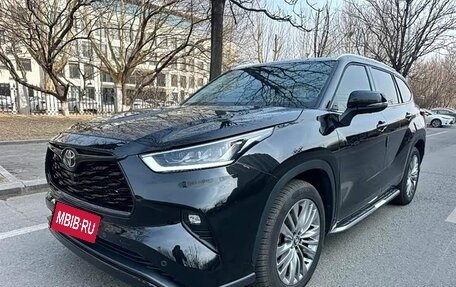 Toyota Highlander, 2024 год, 4 238 529 рублей, 1 фотография