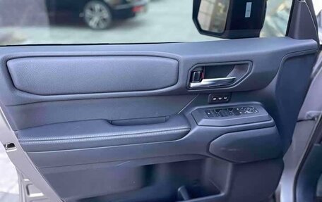 Toyota Land Cruiser Prado, 2025 год, 8 131 529 рублей, 23 фотография