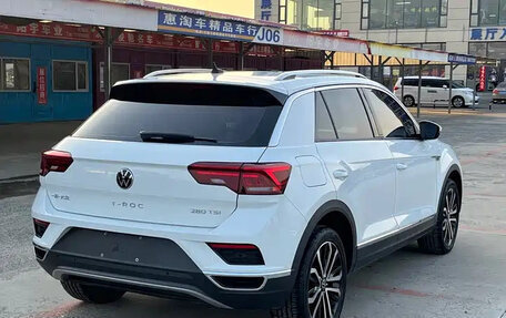 Volkswagen T-Roc I, 2021 год, 1 550 010 рублей, 4 фотография