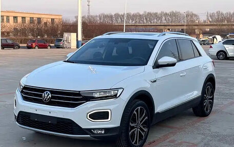 Volkswagen T-Roc I, 2021 год, 1 550 010 рублей, 1 фотография