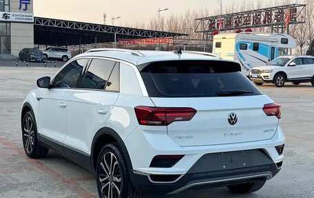 Volkswagen T-Roc I, 2021 год, 1 550 010 рублей, 5 фотография