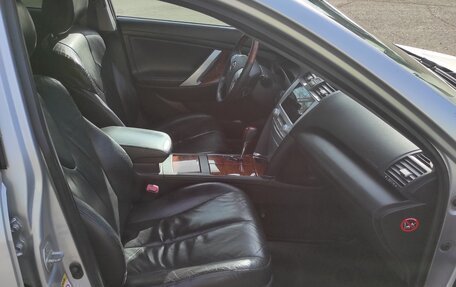 Toyota Camry, 2009 год, 1 100 000 рублей, 10 фотография