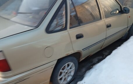 Daewoo Nexia I рестайлинг, 2004 год, 65 000 рублей, 2 фотография