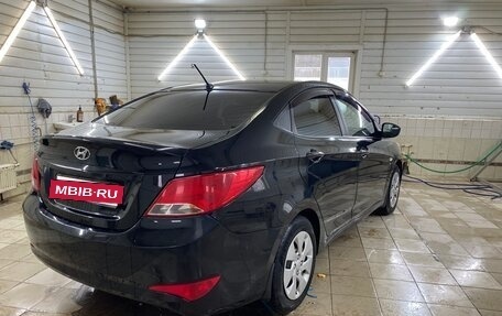 Hyundai Solaris II рестайлинг, 2016 год, 899 999 рублей, 4 фотография