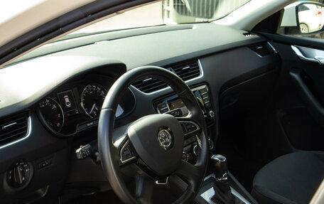 Skoda Octavia, 2015 год, 1 618 000 рублей, 10 фотография