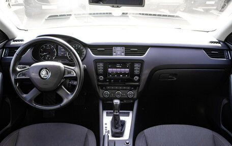 Skoda Octavia, 2015 год, 1 618 000 рублей, 11 фотография