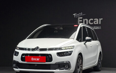 Citroen C4 SpaceTourer I, 2021 год, 1 580 000 рублей, 2 фотография