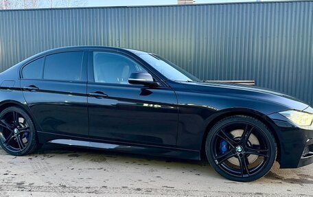 BMW 3 серия, 2017 год, 2 950 000 рублей, 3 фотография