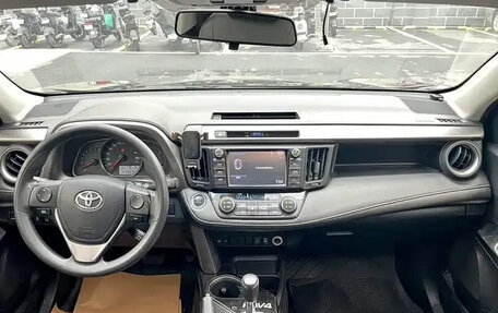 Toyota RAV4, 2016 год, 1 625 000 рублей, 7 фотография