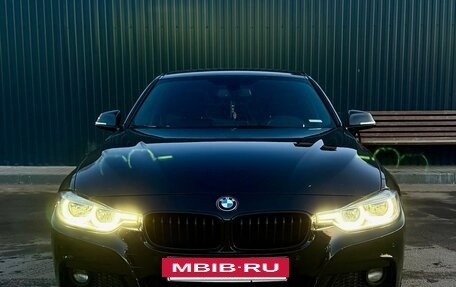 BMW 3 серия, 2017 год, 2 950 000 рублей, 2 фотография