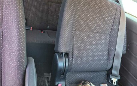 Toyota Spade, 2013 год, 850 000 рублей, 11 фотография