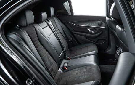 Mercedes-Benz E-Класс, 2020 год, 4 550 000 рублей, 16 фотография