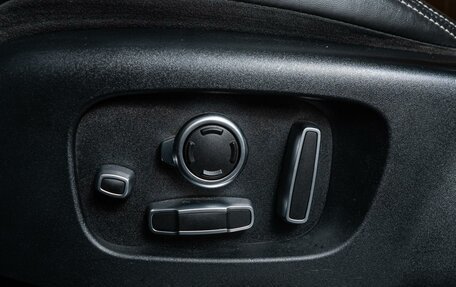 Land Rover Range Rover Velar I, 2017 год, 4 550 000 рублей, 25 фотография