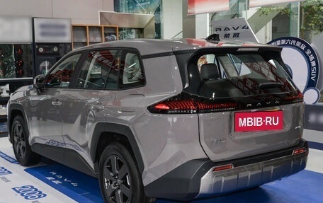 Toyota RAV4, 2025 год, 3 615 529 рублей, 10 фотография