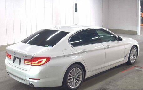 BMW 5 серия, 2017 год, 3 400 000 рублей, 3 фотография