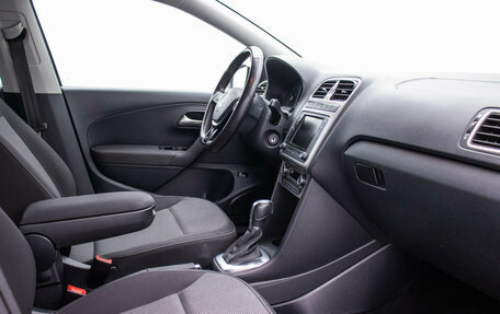 Volkswagen Polo VI (EU Market), 2018 год, 1 480 000 рублей, 9 фотография