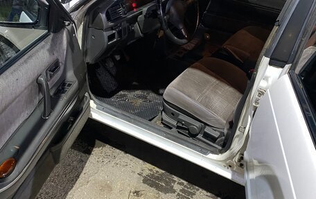 Mazda 626, 1988 год, 175 000 рублей, 8 фотография