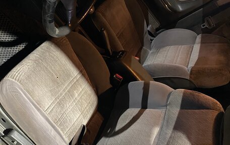 Mazda 626, 1988 год, 175 000 рублей, 7 фотография