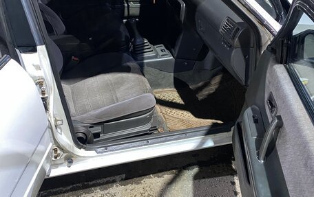 Mazda 626, 1988 год, 175 000 рублей, 13 фотография