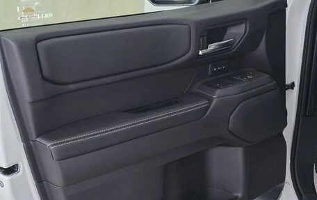 Toyota Land Cruiser Prado, 2026 год, 11 550 000 рублей, 6 фотография