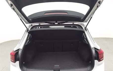 Volkswagen T-Roc I, 2021 год, 1 490 978 рублей, 18 фотография