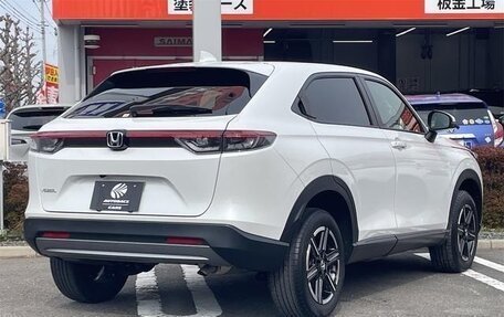 Honda Vezel, 2023 год, 2 110 000 рублей, 5 фотография