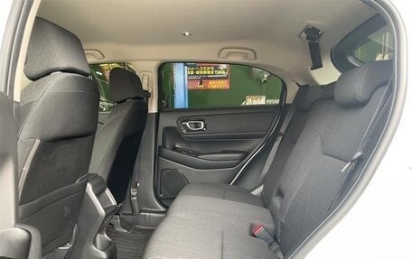 Honda Vezel, 2023 год, 2 110 000 рублей, 17 фотография