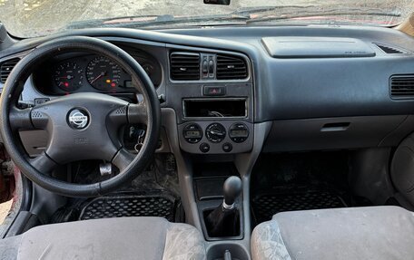 Nissan Primera II рестайлинг, 2001 год, 92 000 рублей, 6 фотография