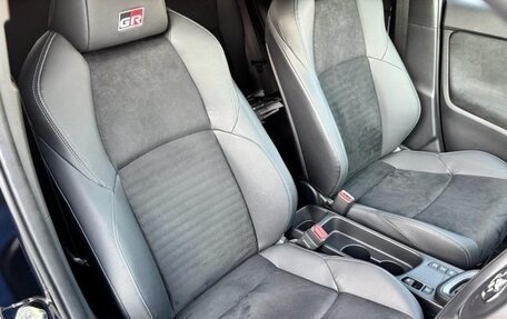 Toyota Yaris Cross, 2023 год, 1 830 000 рублей, 14 фотография