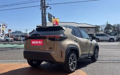 Toyota Yaris Cross, 2023 год, 1 720 000 рублей, 6 фотография