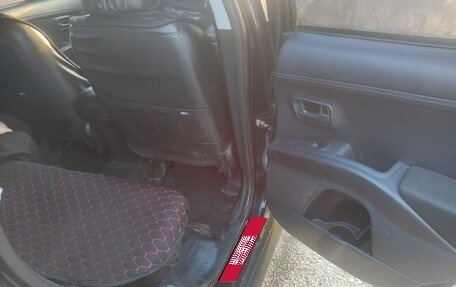 Mitsubishi Outlander III рестайлинг 3, 2012 год, 1 520 000 рублей, 5 фотография