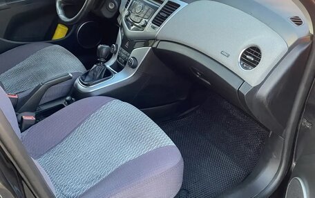 Chevrolet Cruze II, 2011 год, 845 000 рублей, 12 фотография