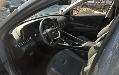 Hyundai Elantra, 2021 год, 2 020 000 рублей, 2 фотография