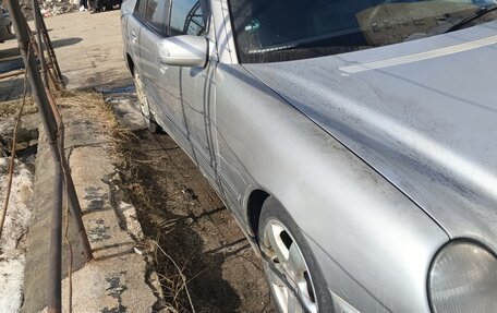 Mercedes-Benz E-Класс, 1999 год, 300 000 рублей, 4 фотография