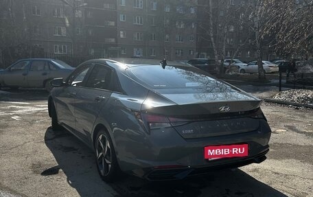 Hyundai Elantra, 2021 год, 2 020 000 рублей, 10 фотография