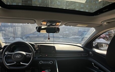 Hyundai Elantra, 2021 год, 2 020 000 рублей, 5 фотография