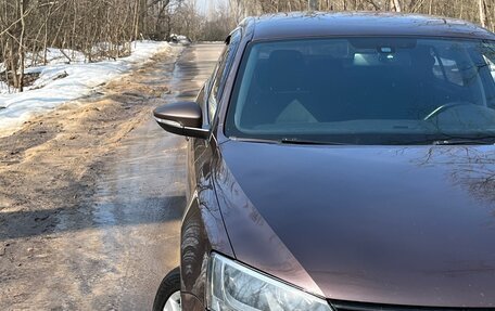 Volkswagen Jetta VI, 2015 год, 965 000 рублей, 3 фотография