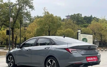 Hyundai Elantra, 2023 год, 1 260 555 рублей, 4 фотография