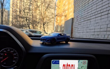 Chevrolet Camaro VI, 2018 год, 2 450 000 рублей, 14 фотография