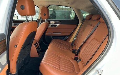 Jaguar XF II, 2018 год, 3 500 000 рублей, 5 фотография