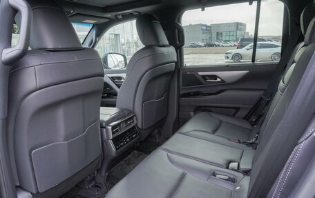 Lexus LX, 2024 год, 21 000 000 рублей, 18 фотография