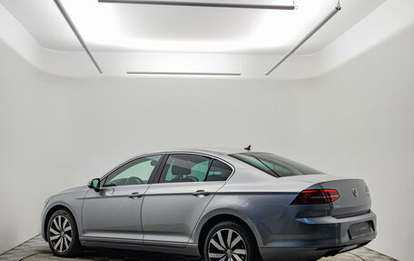 Volkswagen Passat B8 рестайлинг, 2019 год, 2 070 000 рублей, 7 фотография