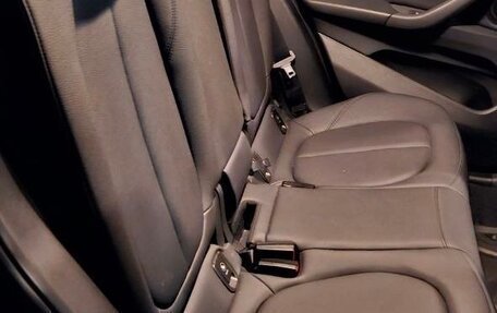 BMW X1, 2018 год, 2 800 000 рублей, 10 фотография