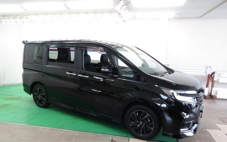 Honda Stepwgn IV, 2021 год, 2 050 000 рублей, 2 фотография